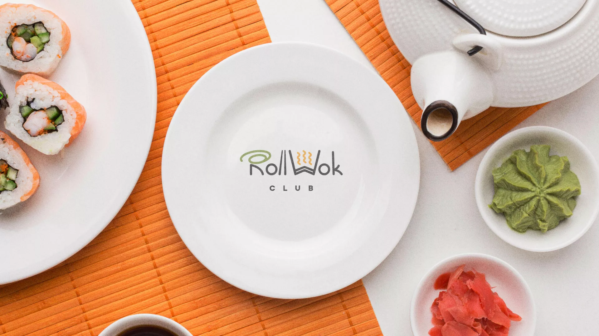 Разработка логотипа и фирменного стиля суши-бара «Roll Wok Club» в Невинномысске